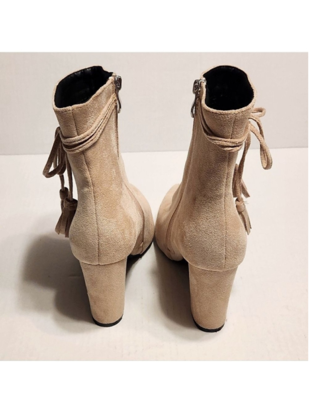 Beige Faux Suede Tassel Block Heel Side Zip Ankle Booties Size 7 - Picture 5 of 11